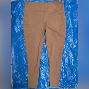 ✨🤩✨TEK GEAR Sharewear Women's Tan Leggings with Pockets